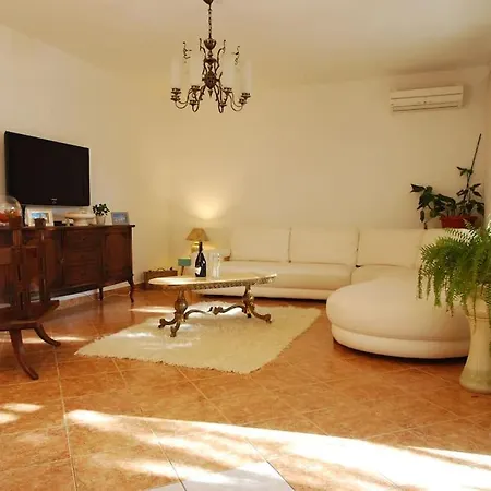 Apartmant With Pool