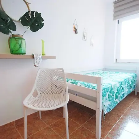 アパート Apartmant With Pool Kaštel Novi